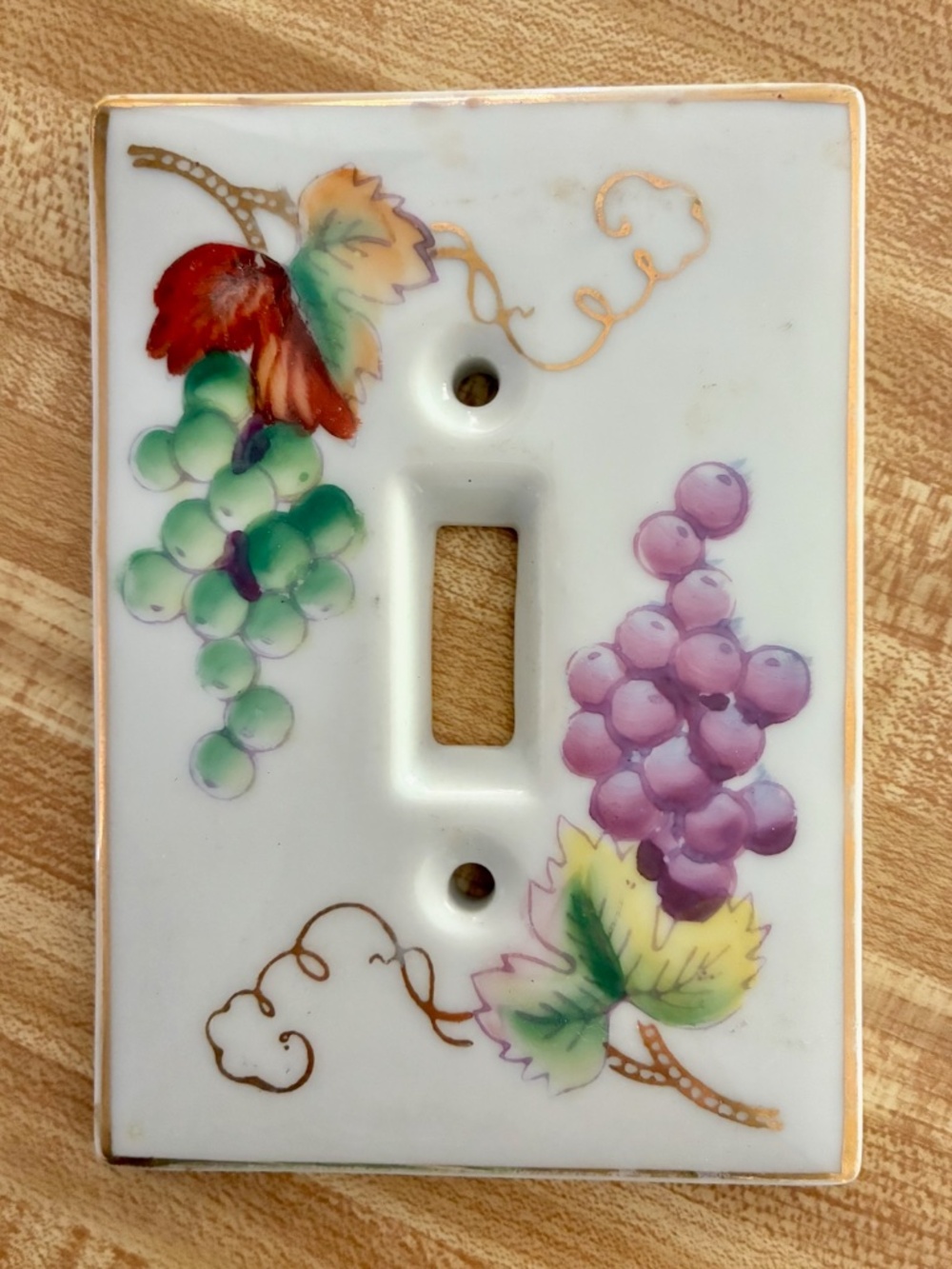 VTG 1950s Porcelain Switch Plate Light Cover Grapes